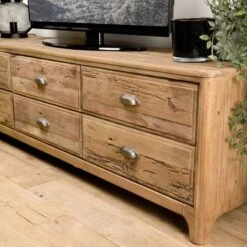 Meuble TV 6 Tiroirs En Pin Recyclé 21 Meuble TV 6 Tiroirs En Pin Recyclé -VIDAXL || Leitmotiv || Emma Soldes Magasin 0eaf41ed39d4438a88a202eb27569e07