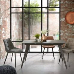 Chaises Capitonnées Kellia (lot De 2) 31 Chaises Capitonnées Kellia (lot De 2) -VIDAXL || Leitmotiv || Emma Soldes Magasin 1000216184 200623 13455800176 MOOD DETAILS P000000001000216184 mood