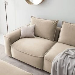 Canapé Buckley (3 Places) 29 Canapé Buckley (3 Places) -VIDAXL || Leitmotiv || Emma Soldes Magasin 1000217667 210120 11203100042 DETAILS P000000001000217667