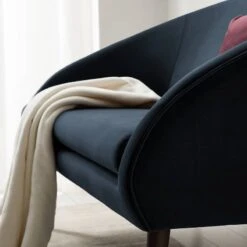 Canapé Volonne (2 Places) -VIDAXL || Leitmotiv || Emma Soldes Magasin 1000227301 210325 07000800100 DETAILS P000000001000227301