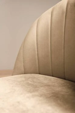 Chaises Capitonnées Jacklin IV (2 élém.) -VIDAXL || Leitmotiv || Emma Soldes Magasin 1000230130 230516 040 DETAILS P000000001000230130