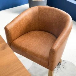 Chaise à Accoudoirs Ethan 38 Chaise à Accoudoirs Ethan -VIDAXL || Leitmotiv || Emma Soldes Magasin 1000272737 230110 030 DETAILS P000000001000272737