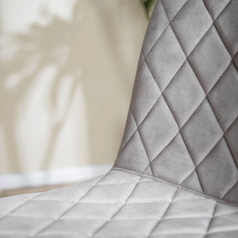 Chaises Capitonnées Trevo II (lot De 2) 12 Chaises Capitonnées Trevo II (lot De 2) – Image 10