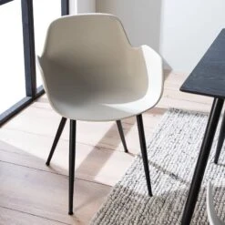 Chaise à Accoudoirs Mercada -VIDAXL || Leitmotiv || Emma Soldes Magasin 1000278405 230428 021 MOOD DETAILS P000000001000278405 mood