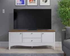 Table De Télévision Lissabon 31 Table De Télévision Lissabon -VIDAXL || Leitmotiv || Emma Soldes Magasin 6ee208fce6aa46668327f3e562c7915b