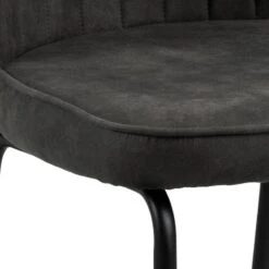 Chaise De Salle à Manger Patricia -VIDAXL || Leitmotiv || Emma Soldes Magasin c2eacbe42cb54815b5a5f1ee1a0311b4